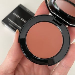 Bobbi Brown, Pot Rouge for Lips & Cheeks - NEW